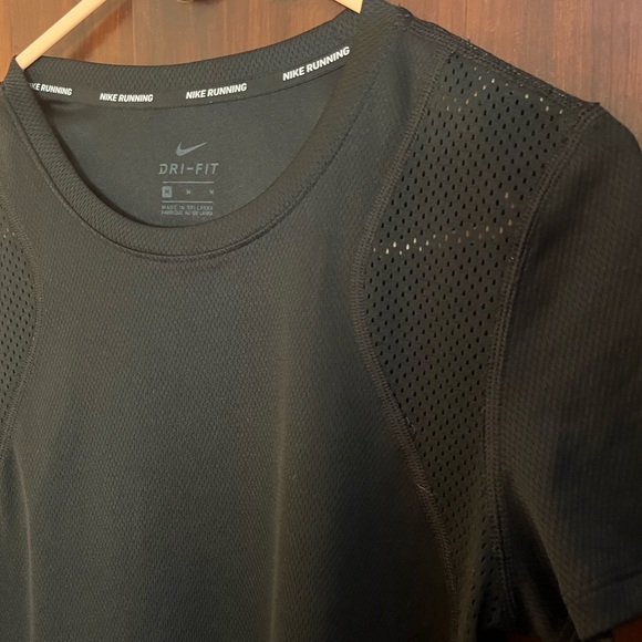 Nike Tops - Nike Dry-Fit T-shirt in Black (Brand Size Medium)
